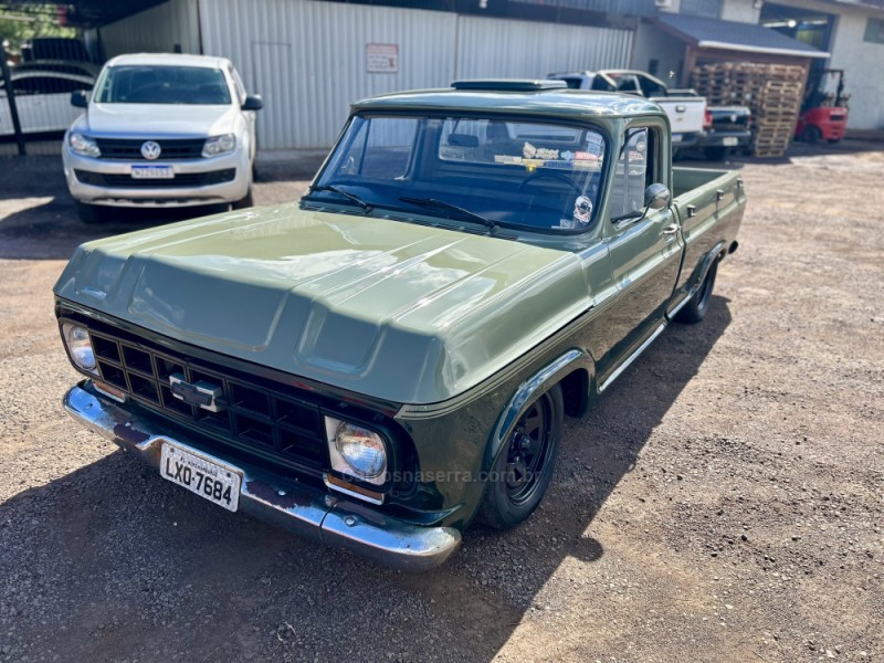 C10 4.1 CS 8V GASOLINA 2P MANUAL - 1983 - SãO SEBASTIãO DO CAí