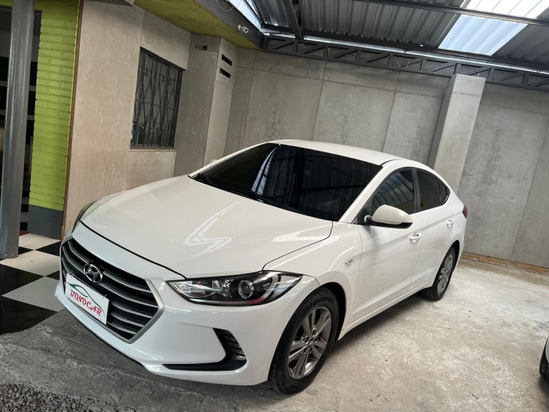 elantra 2.0 16v flex 4p automatico 2017 caxias do sul