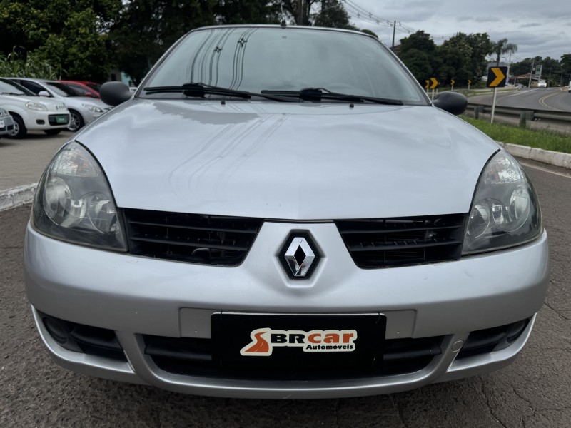 CLIO 1.0 CAMPUS 16V FLEX 4P MANUAL - 2010 - DOIS IRMãOS