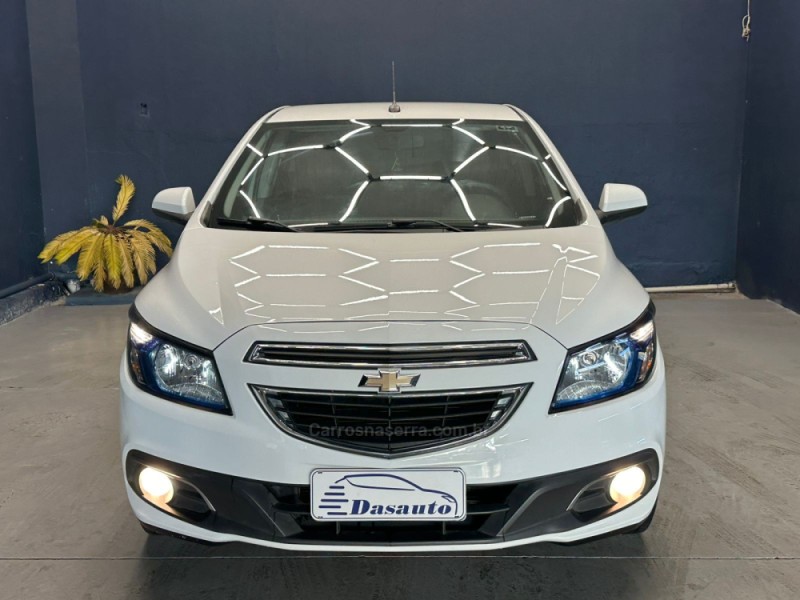 PRISMA 1.4 MPFI LTZ 8V FLEX 4P MANUAL - 2014 - CAXIAS DO SUL