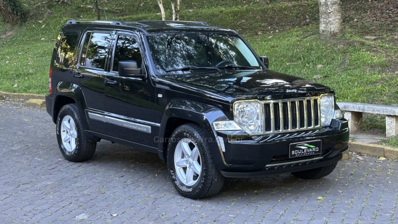 cherokee 3.7 limited 4x4 v6 12v gasolina 4p automatico 2012 caxias do sul