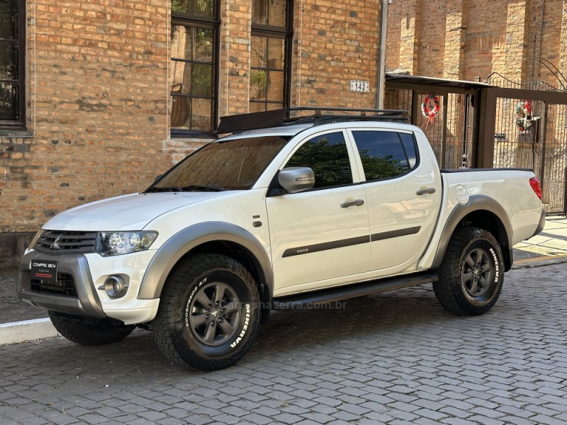 L200 TRITON 3.2 HPE 4X4 CD 16V TURBO INTERCOOLER DIESEL 4P AUTOMÁTICO - 2017 - CAXIAS DO SUL