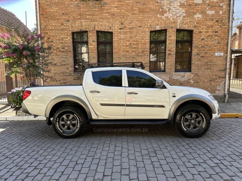 L200 TRITON 3.2 HPE 4X4 CD 16V TURBO INTERCOOLER DIESEL 4P AUTOMÁTICO - 2017 - CAXIAS DO SUL