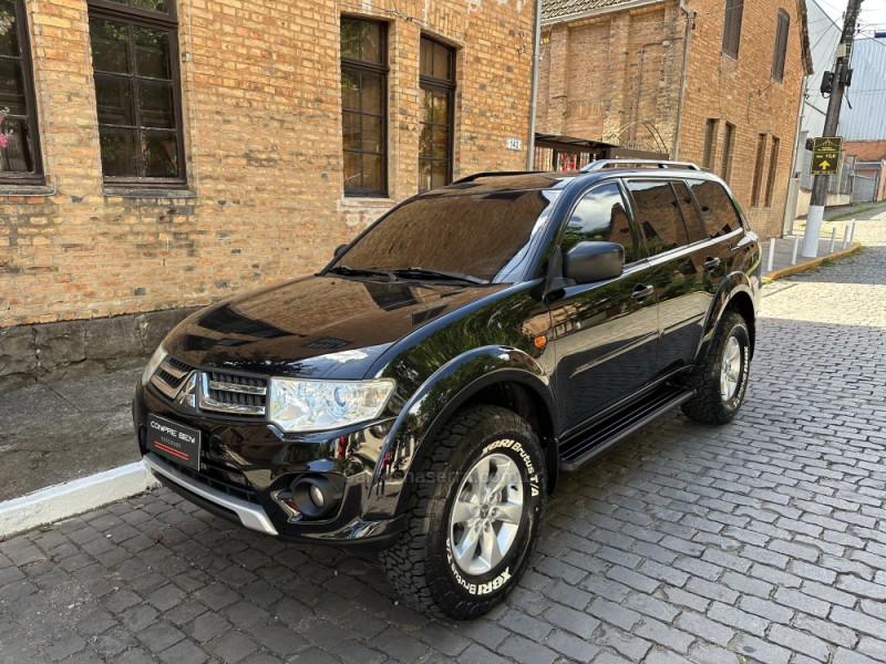 PAJERO DAKAR 3.2 4X4 16V TURBO INTERCOOLER DIESEL 4P AUTOMÁTICO - 2014 - CAXIAS DO SUL