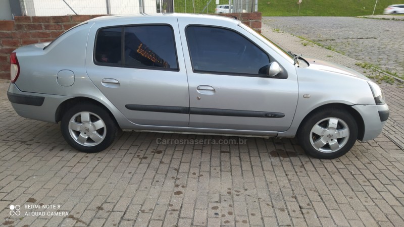 clio 1.0 privilege sedan 16v gasolina 4p manual 2005 farroupilha