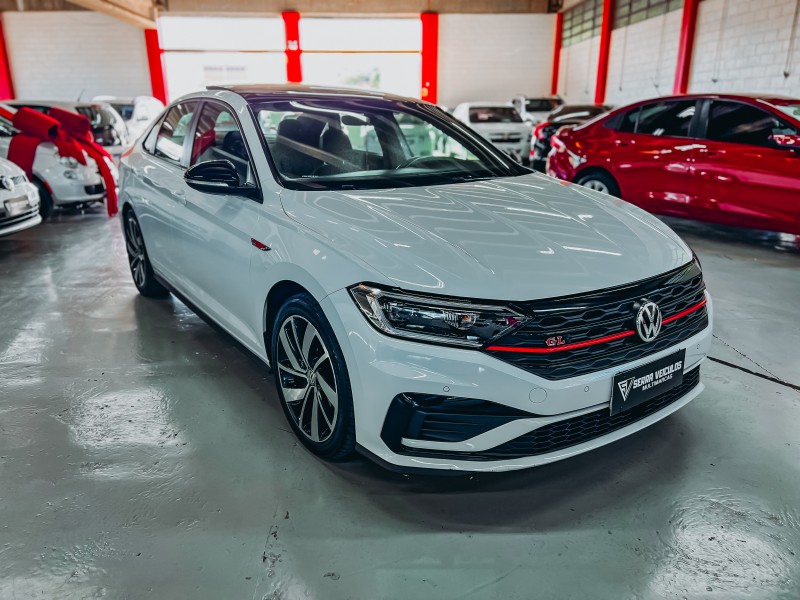 JETTA 2.0 16V TSI GLI 350 GASOLINA 4P AUTOMÁTICO - 2019 - CAXIAS DO SUL