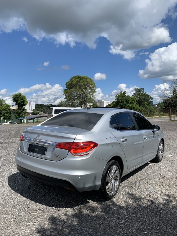 C4 LOUNGE 1.6 EXCLUSIVE 16V TURBO GASOLINA 4P AUTOMÁTICO - 2014 - CAXIAS DO SUL