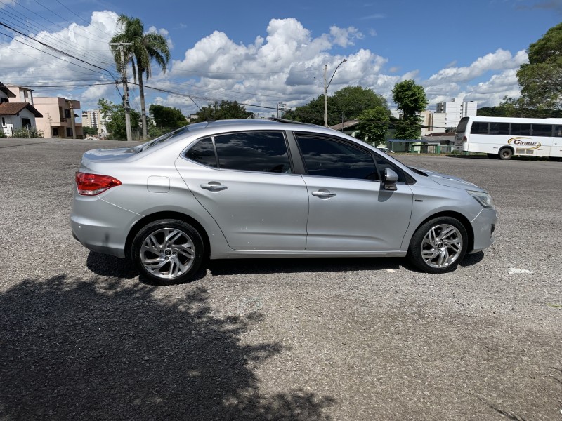 C4 LOUNGE 1.6 EXCLUSIVE 16V TURBO GASOLINA 4P AUTOMÁTICO - 2014 - CAXIAS DO SUL