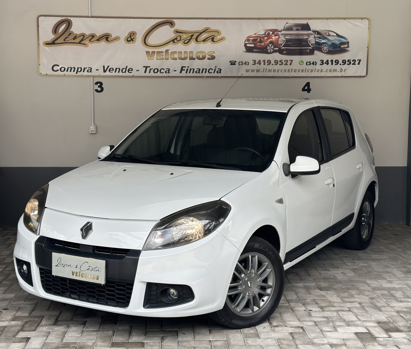 SANDERO 1.6 PRIVILÉGE 16V FLEX 4P AUTOMÁTICO - 2014 - CAXIAS DO SUL