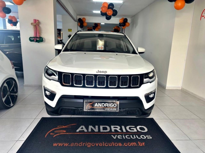 COMPASS 2.0 16V DIESEL LONGITUDE 4X4 AUTOMÁTICO - 2019 - CAXIAS DO SUL