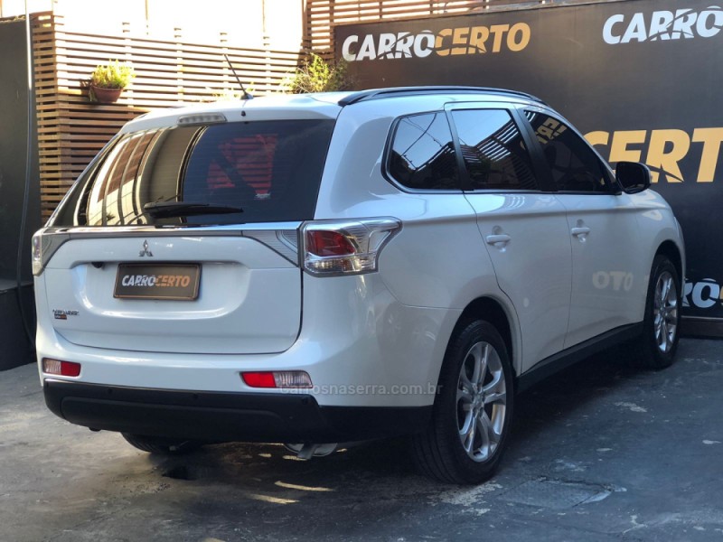 OUTLANDER 2.0 16V GASOLINA 4P AUTOMÁTICO - 2015 - NOVO HAMBURGO