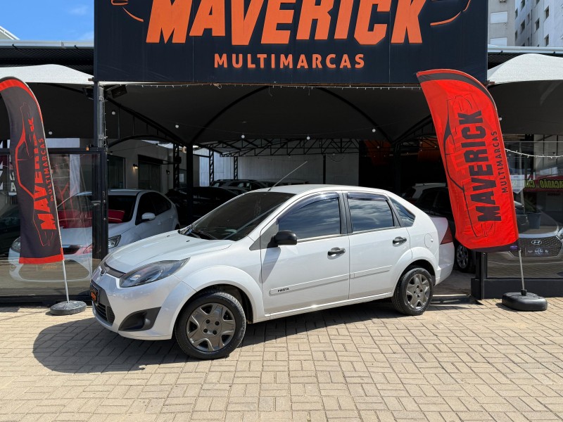 FIESTA 1.0 ROCAM SEDAN 8V FLEX 4P MANUAL - 2013 - LAGOA VERMELHA