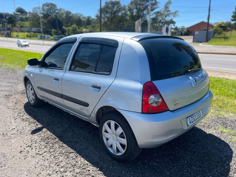 CLIO 1.0 AUTHENTIQUE 16V FLEX 4P MANUAL - 2007 - FARROUPILHA