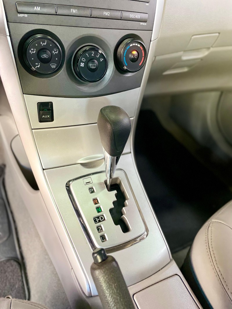 COROLLA 1.8 GLI 16V FLEX 4P AUTOMÁTICO - 2014 - SãO LEOPOLDO