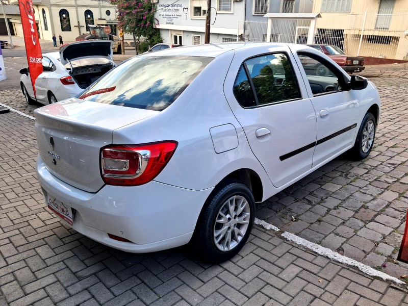 LOGAN 1.6 ZEN 16V FLEX 4P MANUAL - 2022 - CAXIAS DO SUL