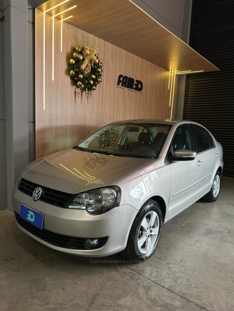 POLO SEDAN 1.6 MI COMFORTLINE 8V FLEX 4P MANUAL