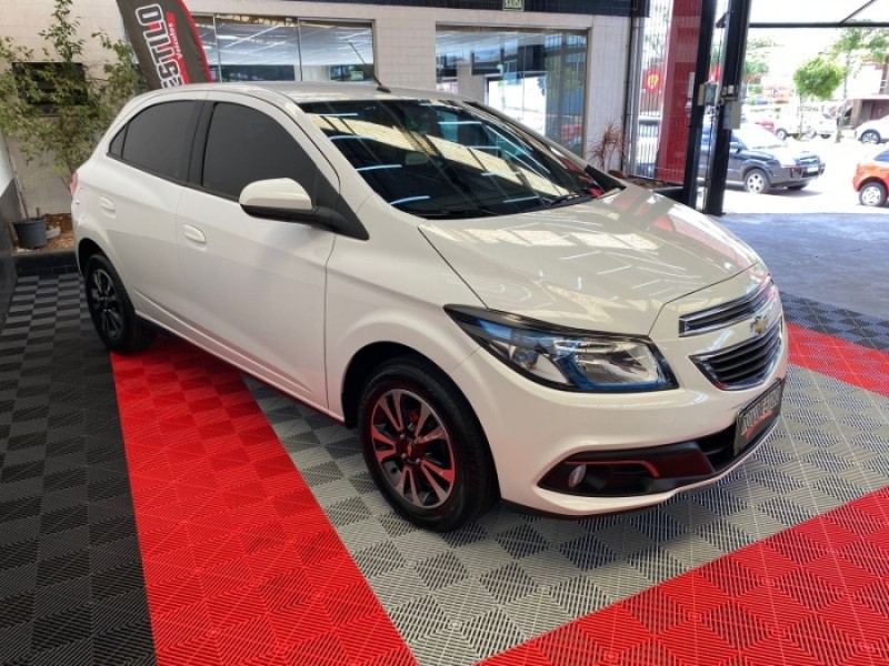 ONIX 1.4 MPFI LTZ 8V FLEX 4P AUTOMÁTICO - 2015 - CAXIAS DO SUL