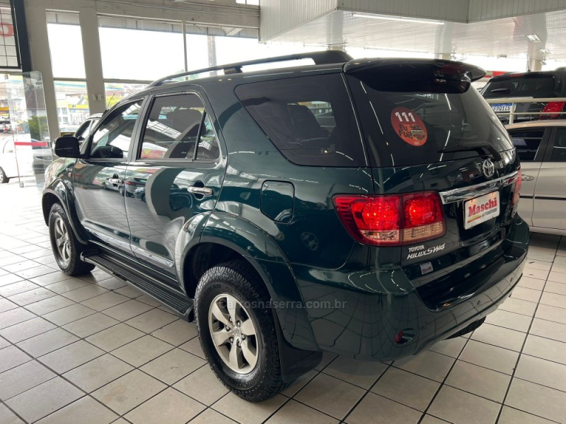 HILUX SW4 3.0 SRV 4X4 16V TURBO INTERCOOLER DIESEL 4P AUTOMÁTICO - 2006 - CAXIAS DO SUL