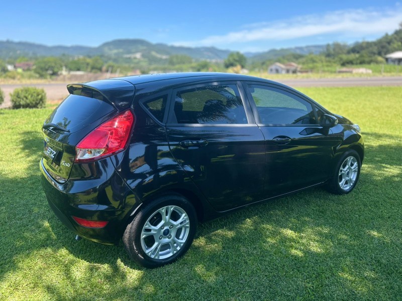 FIESTA 1.6 SE HATCH 16V FLEX 4P AUTOMÁTICO - 2014 - BOM PRINCíPIO