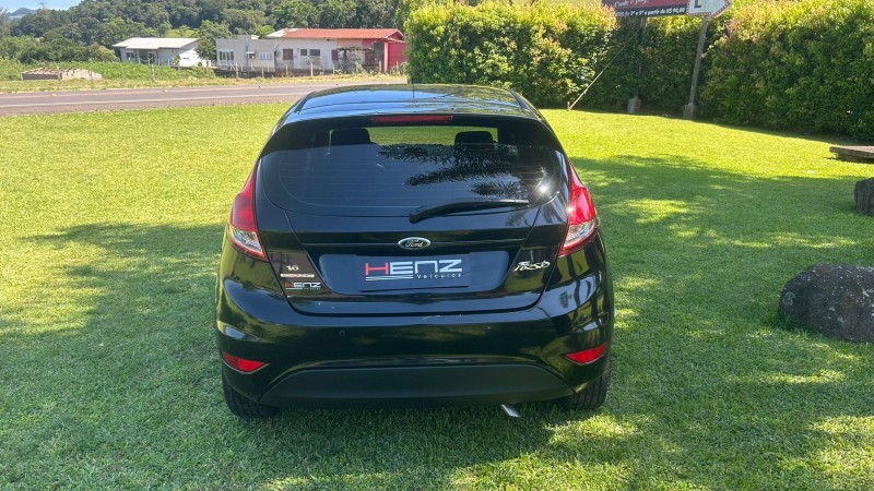 FIESTA 1.6 SE HATCH 16V FLEX 4P AUTOMÁTICO - 2014 - BOM PRINCíPIO