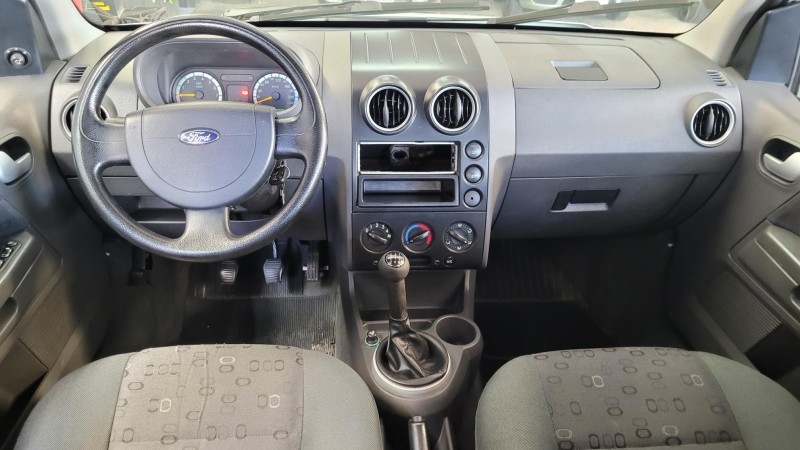 ECOSPORT 1.6 XLT 8V GASOLINA 4P MANUAL - 2004 - GARIBALDI