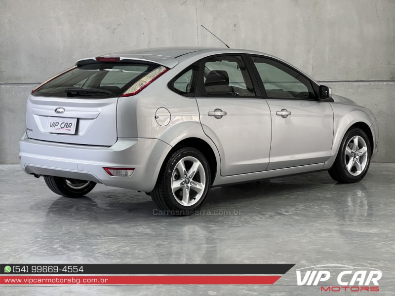 FOCUS 1.6 GLX 16V FLEX 4P MANUAL - 2012 - FARROUPILHA