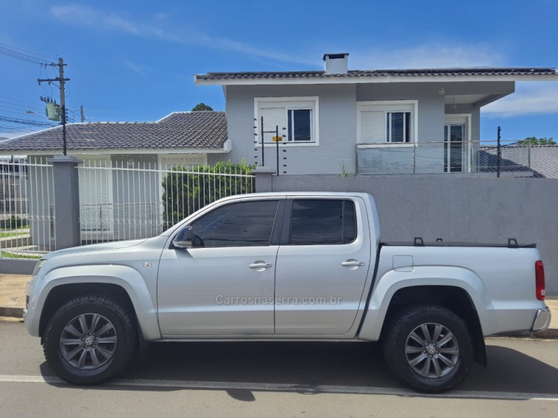 AMAROK 2.0 HIGHLINE 4X4 CD 16V TURBO INTERCOOLER DIESEL 4P AUTOMÁTICO - 2016 - PASSO FUNDO