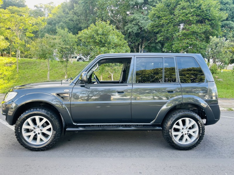 PAJERO TR4 2.0 4X4 16V 140CV FLEX 4P AUTOMÁTICO - 2010 - BENTO GONçALVES