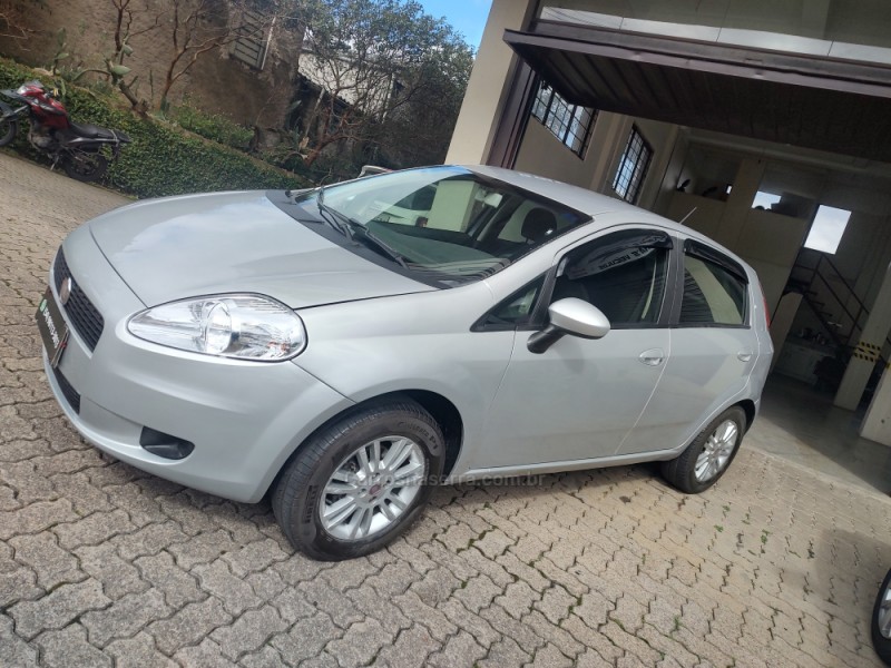 PUNTO 1.4 ATTRACTIVE 8V FLEX 4P MANUAL - 2012 - CAXIAS DO SUL