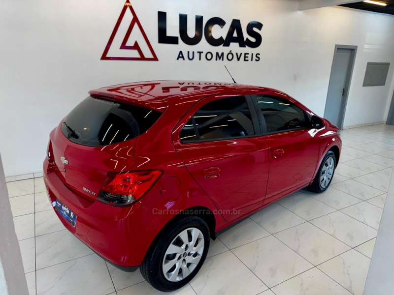 ONIX 1.4 MPFI LT 8V FLEX 4P MANUAL - 2015 - BOM RETIRO DO SUL