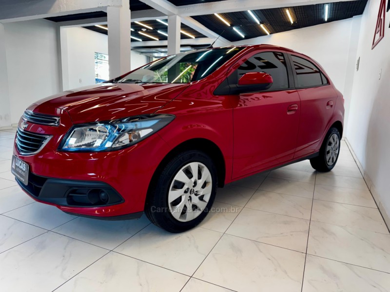 ONIX 1.4 MPFI LT 8V FLEX 4P MANUAL - 2015 - BOM RETIRO DO SUL