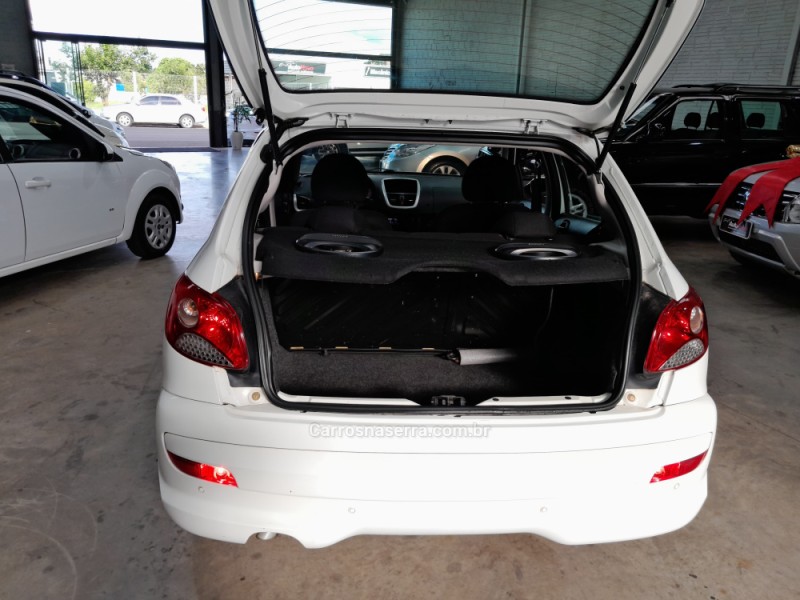 207 1.4 XR 8V FLEX 4P MANUAL - 2012 - VACARIA