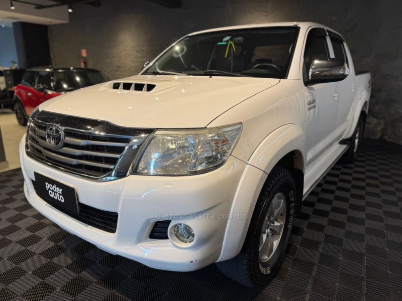 HILUX 3.0 SRV 4X4 CD 16V TURBO INTERCOOLER DIESEL 4P AUTOMÁTICO - 2013 - FARROUPILHA