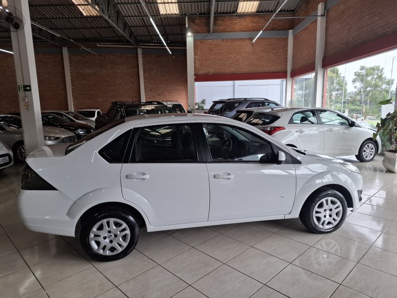 FIESTA 1.0 ROCAM SE 8V FLEX 4P MANUAL - 2014 - FARROUPILHA