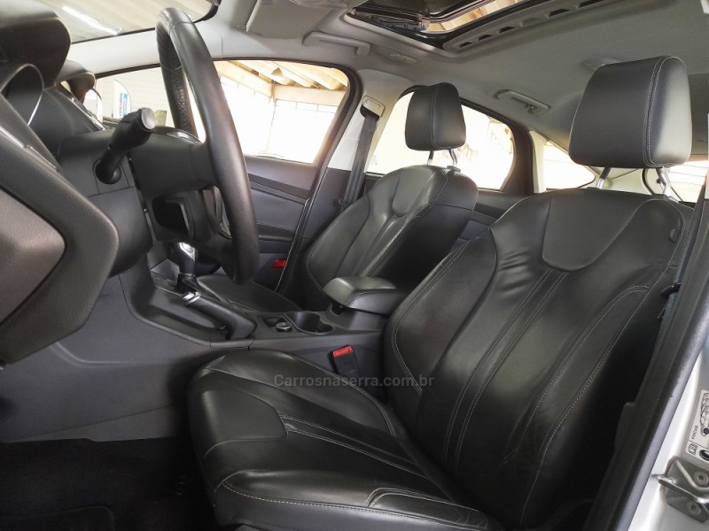 FOCUS 2.0 TITANIUM PLUS HATCH 16V FLEX 4P AUTO - 2014 - CAXIAS DO SUL