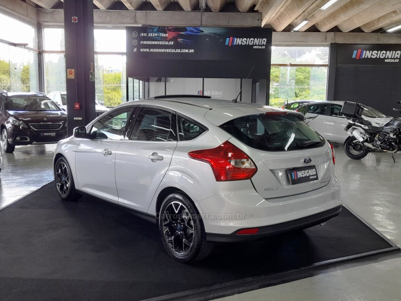 FOCUS 2.0 TITANIUM PLUS HATCH 16V FLEX 4P AUTO - 2014 - CAXIAS DO SUL