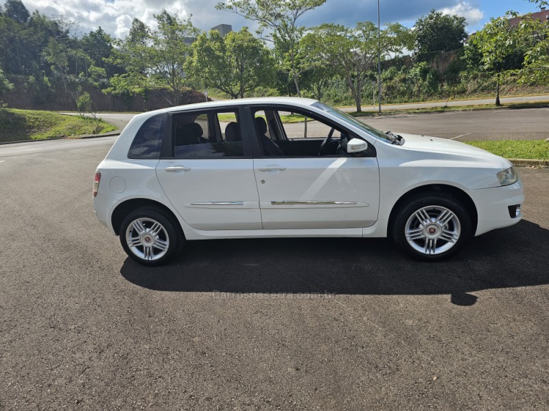 STILO 1.8 MPI 8V FLEX 4P MANUAL - 2010 - BENTO GONçALVES