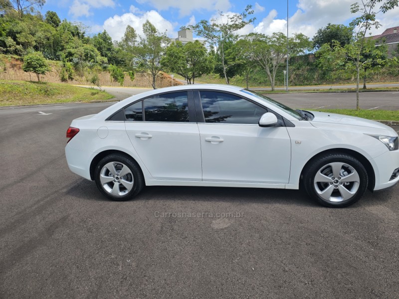 CRUZE 1.8 LT SPORT6 16V FLEX 4P MANUAL - 2012 - BENTO GONçALVES