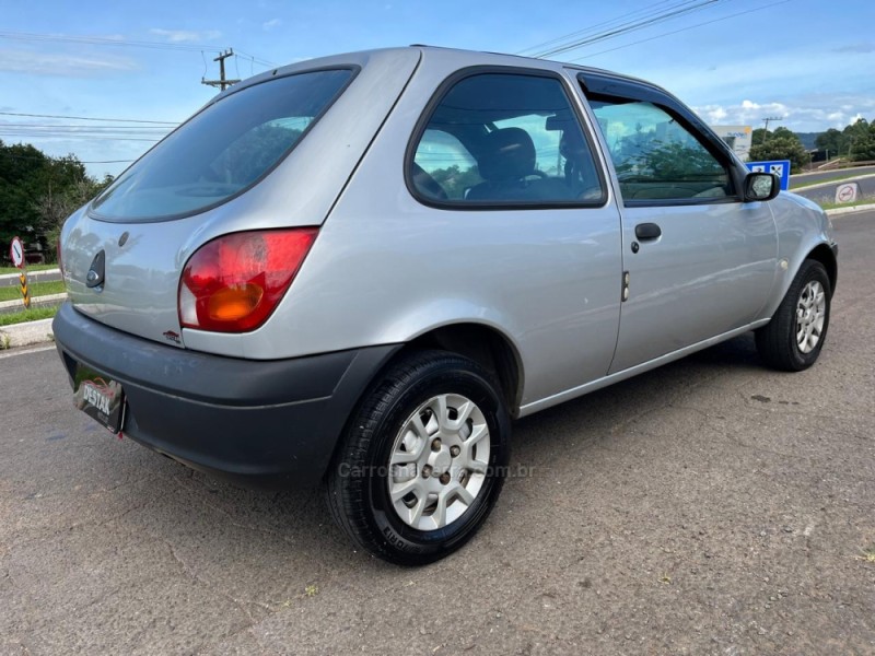 FIESTA 1.0 MPI STREET 8V GASOLINA 2P MANUAL - 2003 - DOIS IRMãOS