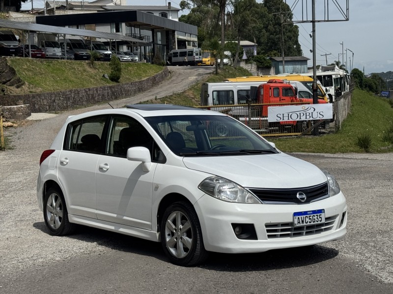 tiida 1.8 sl 16v flex 4p manual 2013 caxias do sul