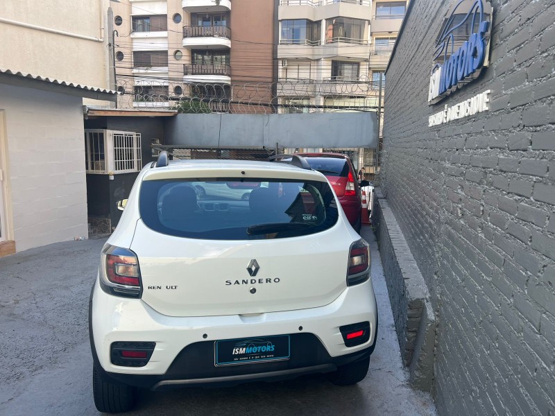 SANDERO 1.6 STEPWAY EASY R 16V FLEX 4P AUTOMÁTICO - 2016 - CAXIAS DO SUL