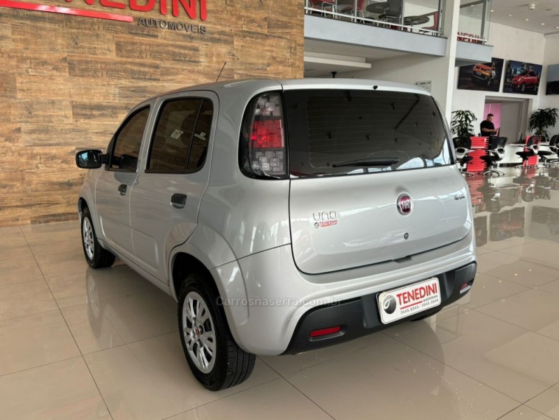 UNO 1.0 FIREFLY FLEX ATTRACTIVE 4P MANUAL - 2018 - IGREJINHA