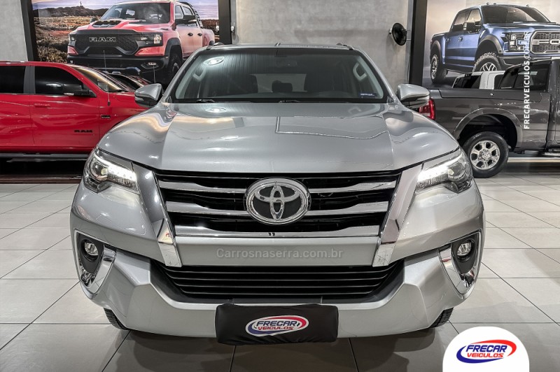 HILUX SW4 2.8 SRX 4X4 16V TURBO INTERCOOLER DIESEL 4P AUTOMÁTICO - 2019 - SARANDI