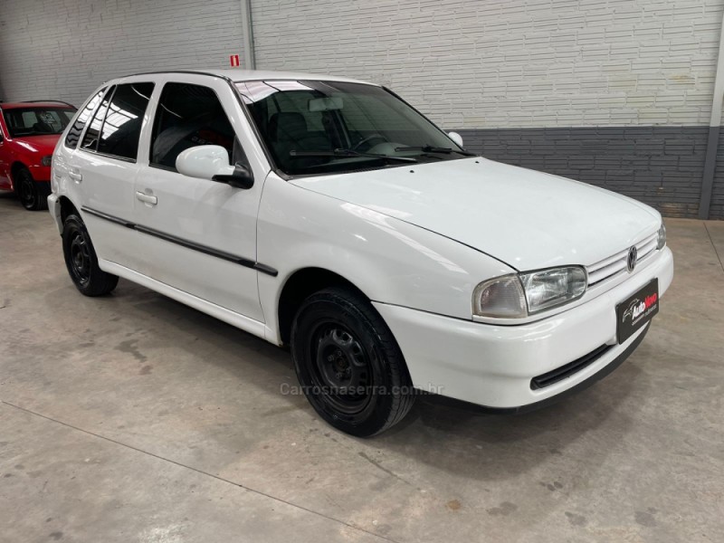 GOL 1.6 CL 8V GASOLINA 4P MANUAL - 1999 - VACARIA