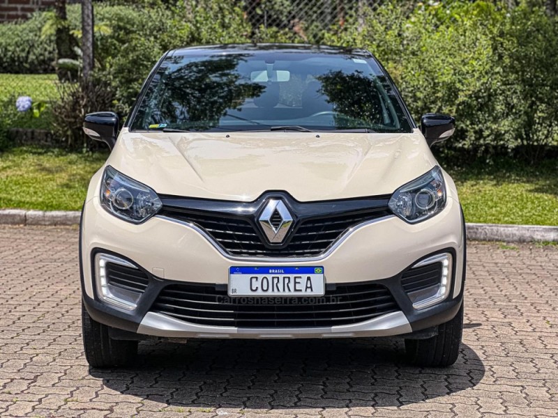 CAPTUR 1.6 16V SCE FLEX ZEN MANUAL - 2019 - CANELA