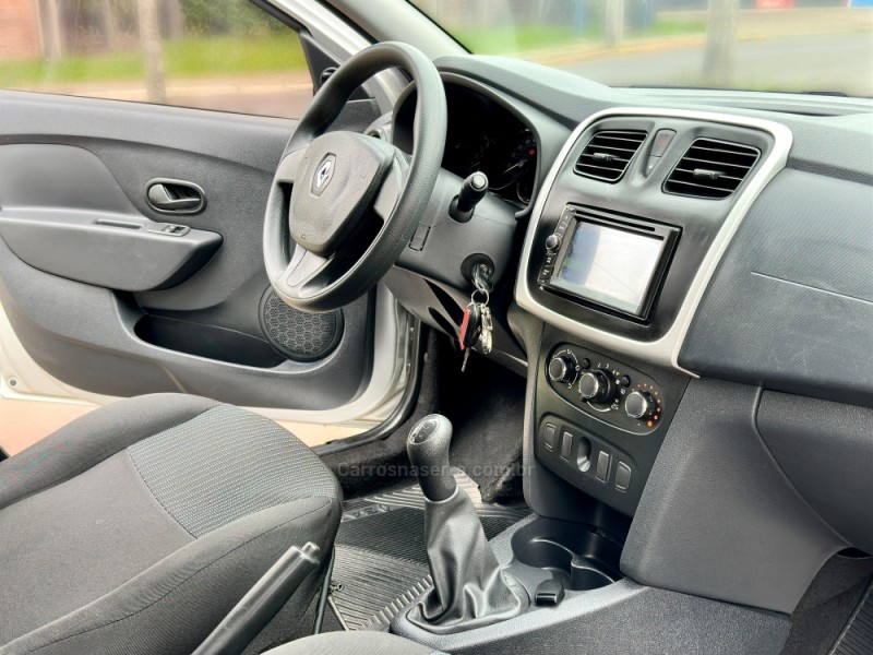 SANDERO 1.0 AUTHENTIQUE 12V FLEX 4P MANUAL - 2018 - NOVO HAMBURGO