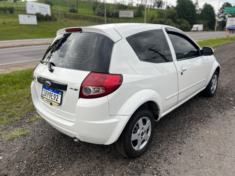 KA 1.0 MPI TECNO 8V FLEX 2P MANUAL - 2011 - FARROUPILHA