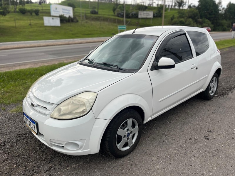 KA 1.0 MPI TECNO 8V FLEX 2P MANUAL - 2011 - FARROUPILHA