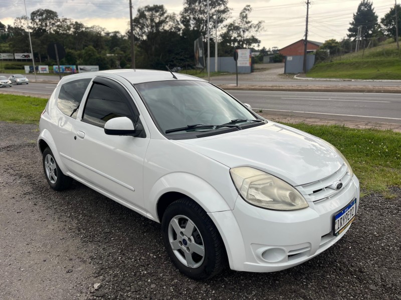 KA 1.0 MPI TECNO 8V FLEX 2P MANUAL - 2011 - FARROUPILHA