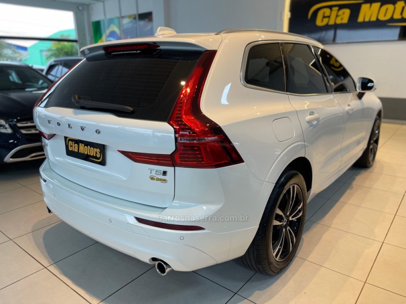 XC60 2.0 T5 MOMENTUM GASOLINA 4P AUTOMÁTICO - 2018 - SãO LEOPOLDO